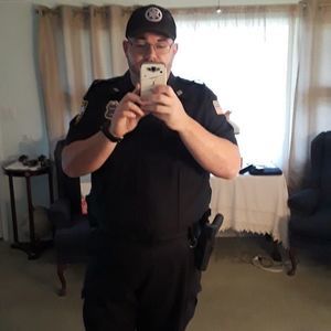 Meet your Posher, Travis